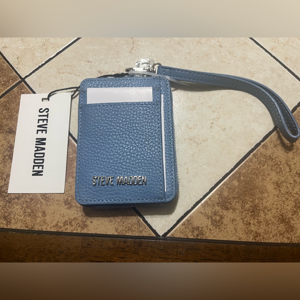 Steve Madden Windward Blue Zip Card Case